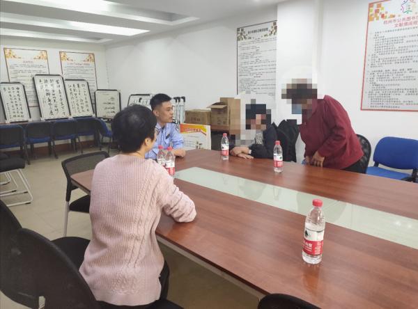 丢弃孩子离家出走(离家出走的孩子悲惨下场)(图2)