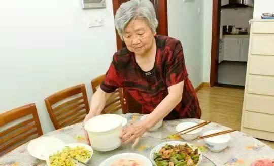 孩子不愿意接父母电话(孩子不愿意跟父母沟通怎么办)(图4)