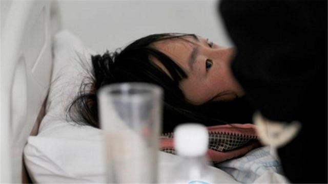 女孩跟父母顶嘴被打(12岁女孩顶嘴不尊重父母很厉害)(图4)