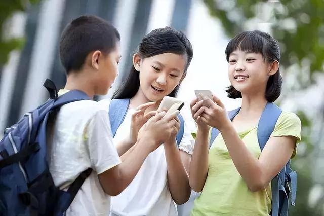 父母为什么会打孩子(为什么父母喜欢打孩子)(图3)