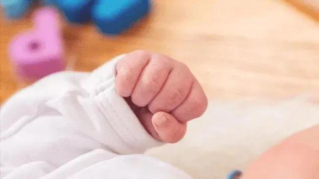 孩子不动手打人怎么办(孩子不动手打人好吗)(图2)