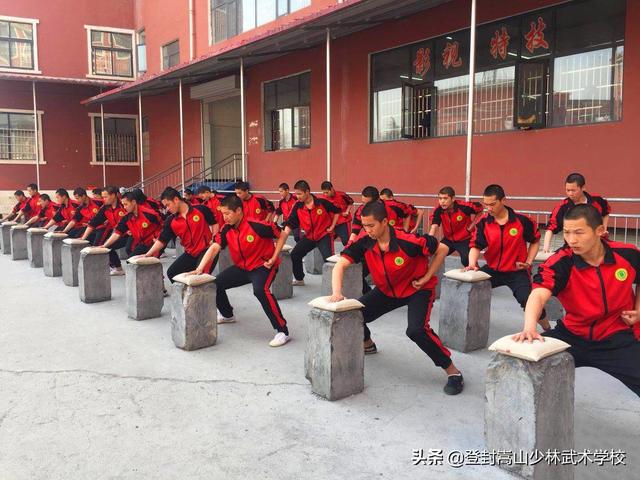 叛逆小孩全封闭学校哪里有(全封闭叛逆孩子学校)(图2)