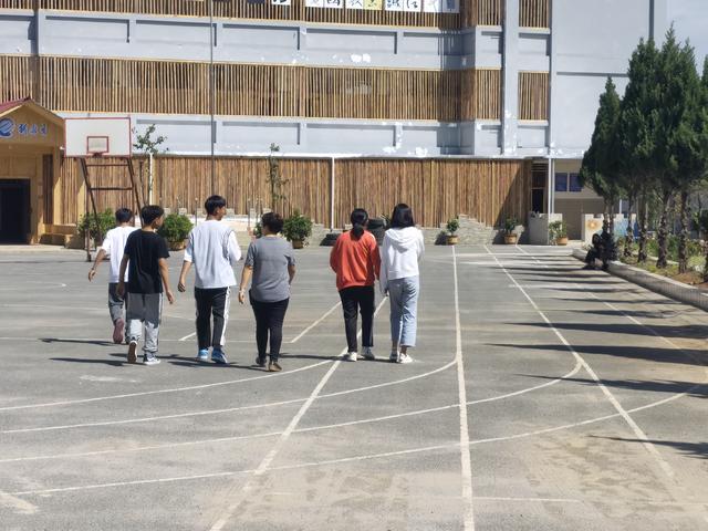 问题少年特训学校(西安问题少年特训学校)(图1)